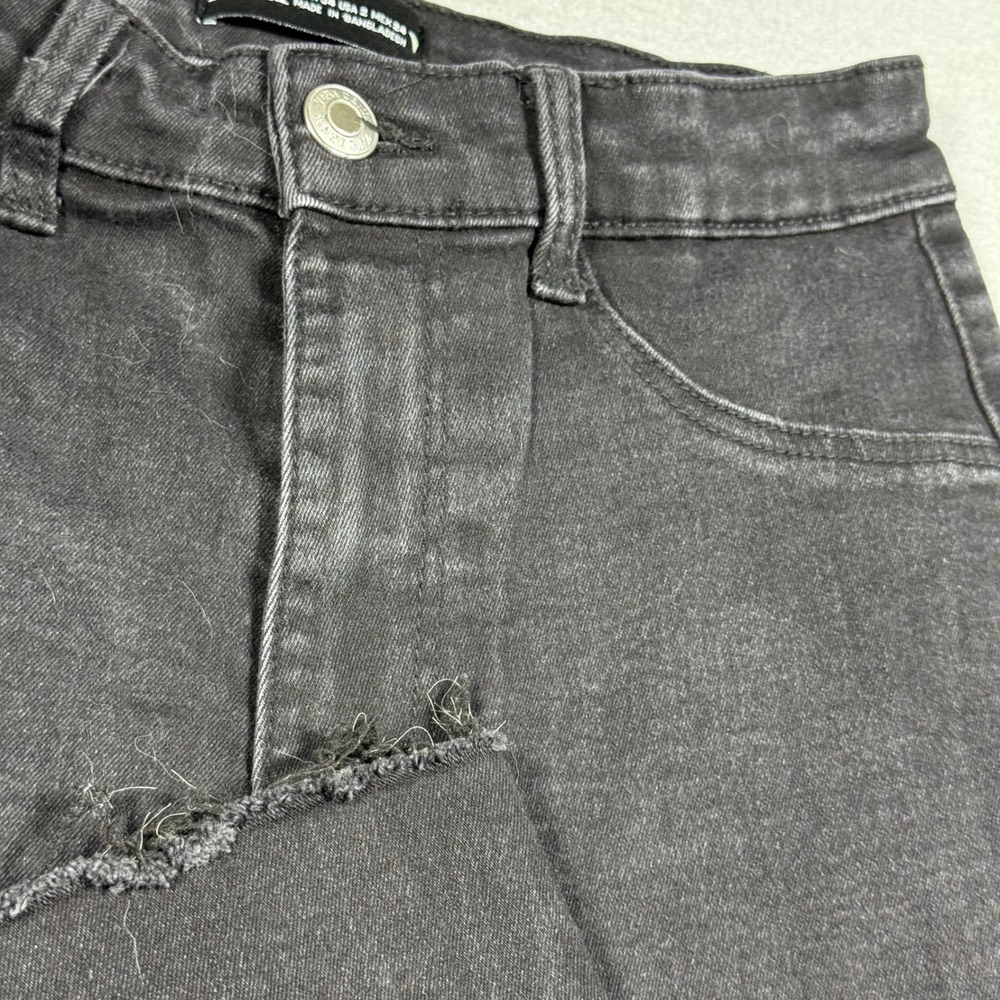 Zara Women High Waisted Skinny Jeans Black Distressed Ripped Knee Raw Hem Size 2